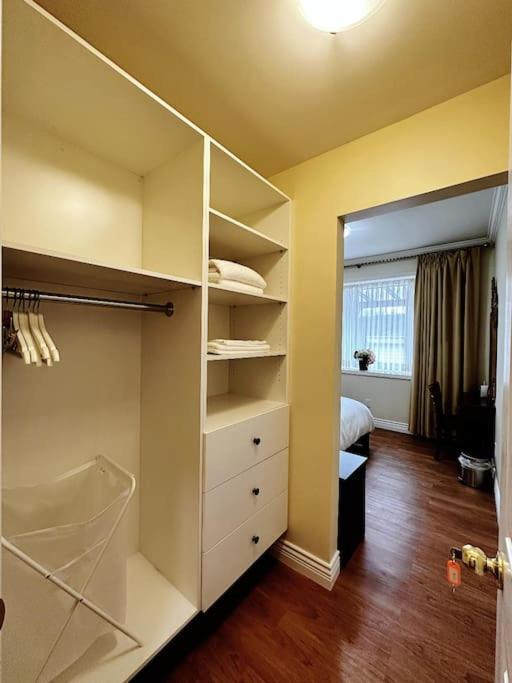 Super Cosy 8bed & 6bath In Heart Near To Airport And Downtown Pousada Vancouver
