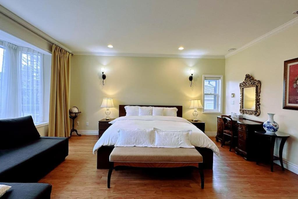 Super Cosy 8bed & 6bath In Heart Near To Airport And Downtown Pousada Vancouver