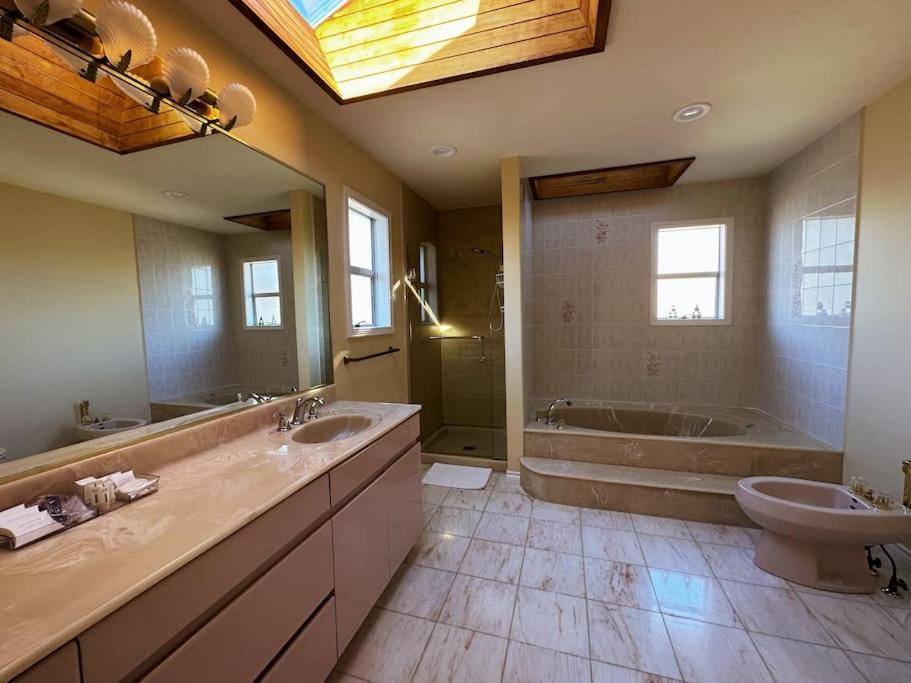 Pousada Super Cosy 8bed & 6bath In Heart Near To Airport And Downtown Vancouver