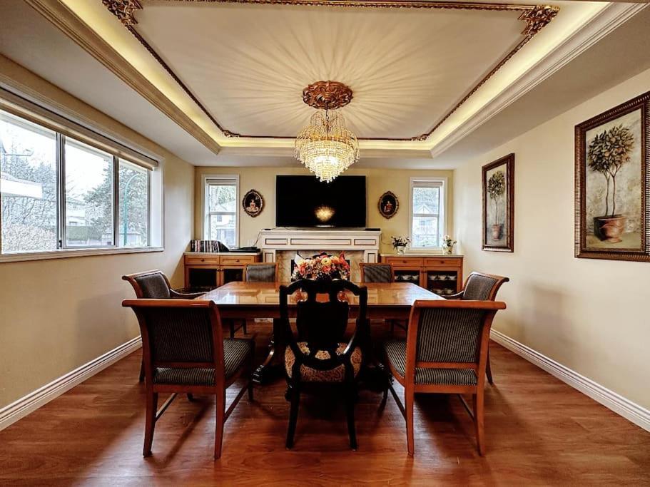 Pousada Super Cosy 8bed & 6bath In Heart Near To Airport And Downtown Vancouver